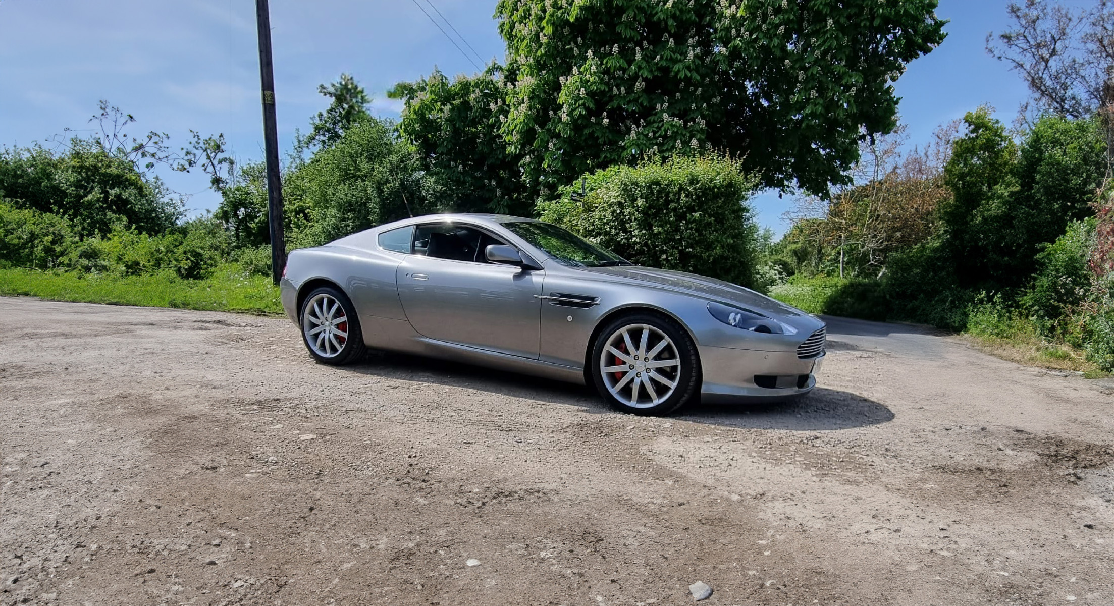 Aston Martin - With A Twist